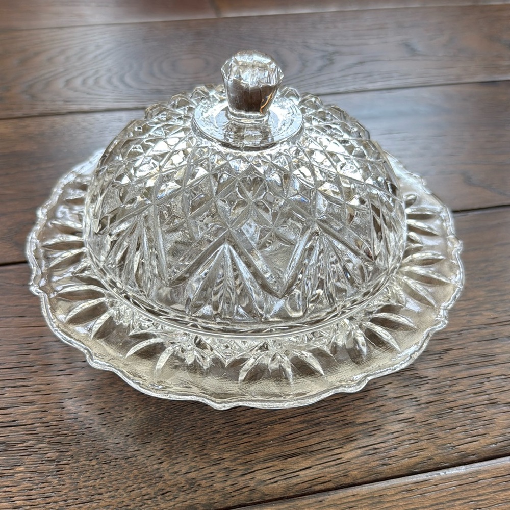 1 Anchor Hocking Vintage Round Butter Dish Pineapple Clear Design #2252